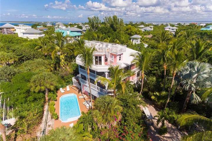 038 Island Queen - thumb 2