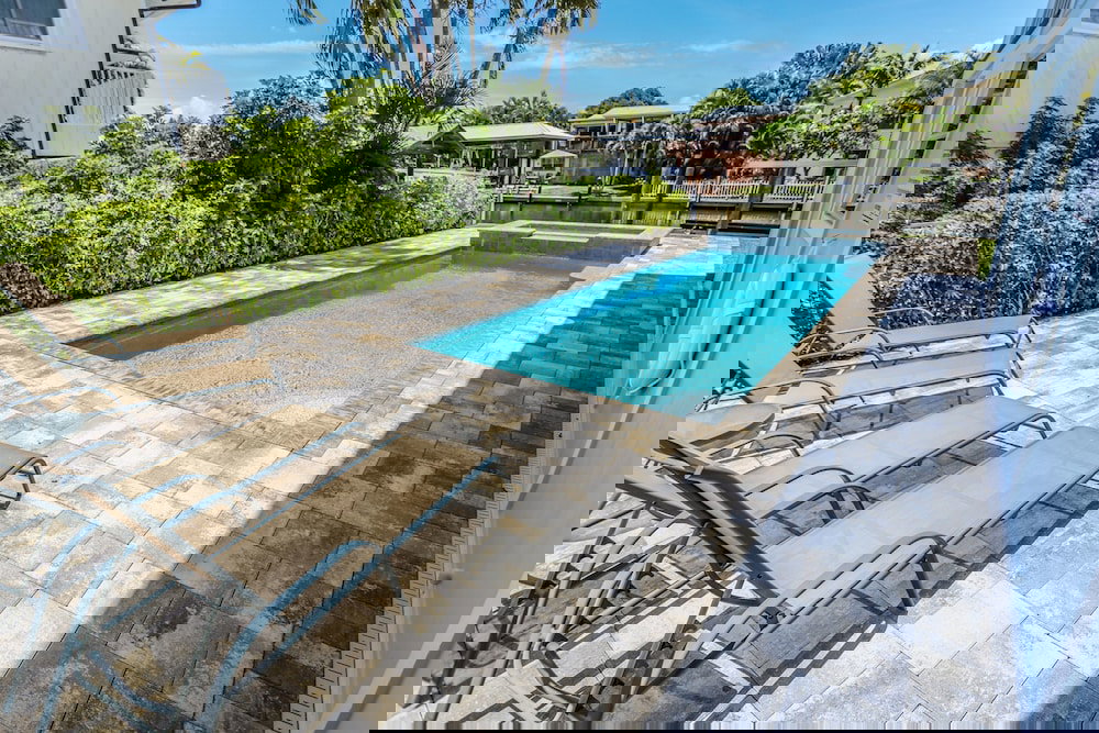 7 Pepita Manor - thumb 4