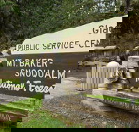 Mt. Baker Lodging Cabin 97 Lakeside Dock Sleeps 6 by MBL - Accommodation New York