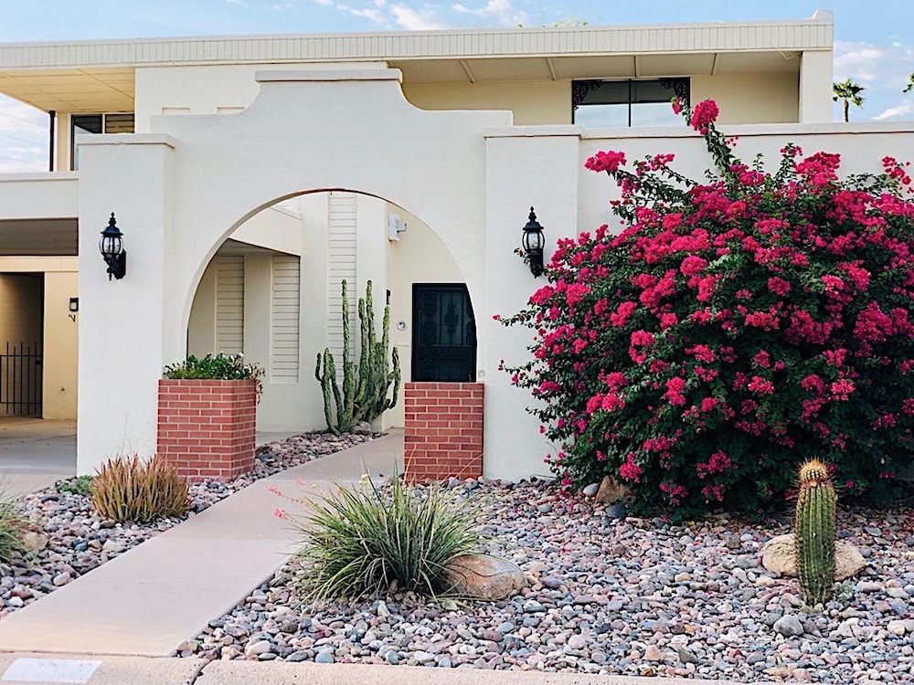 1580 Iverness - thumb 0