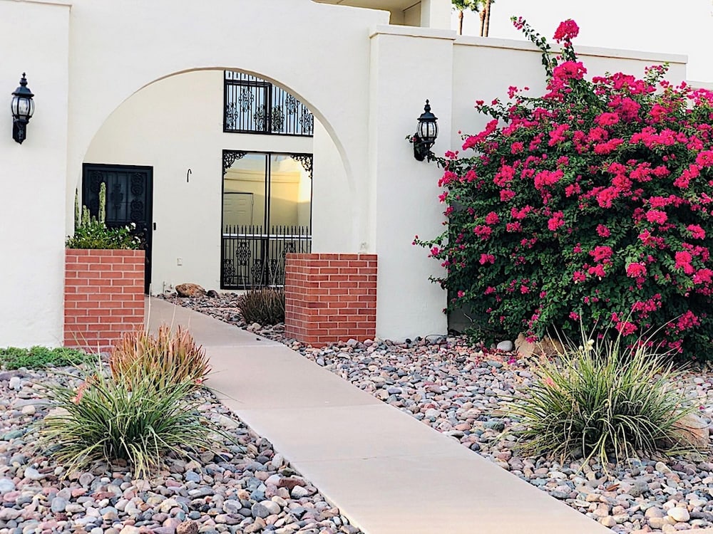 1580 Iverness - thumb 1