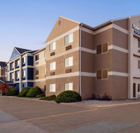 AmericInn by Wyndham Appleton Airport - Accommodation New York