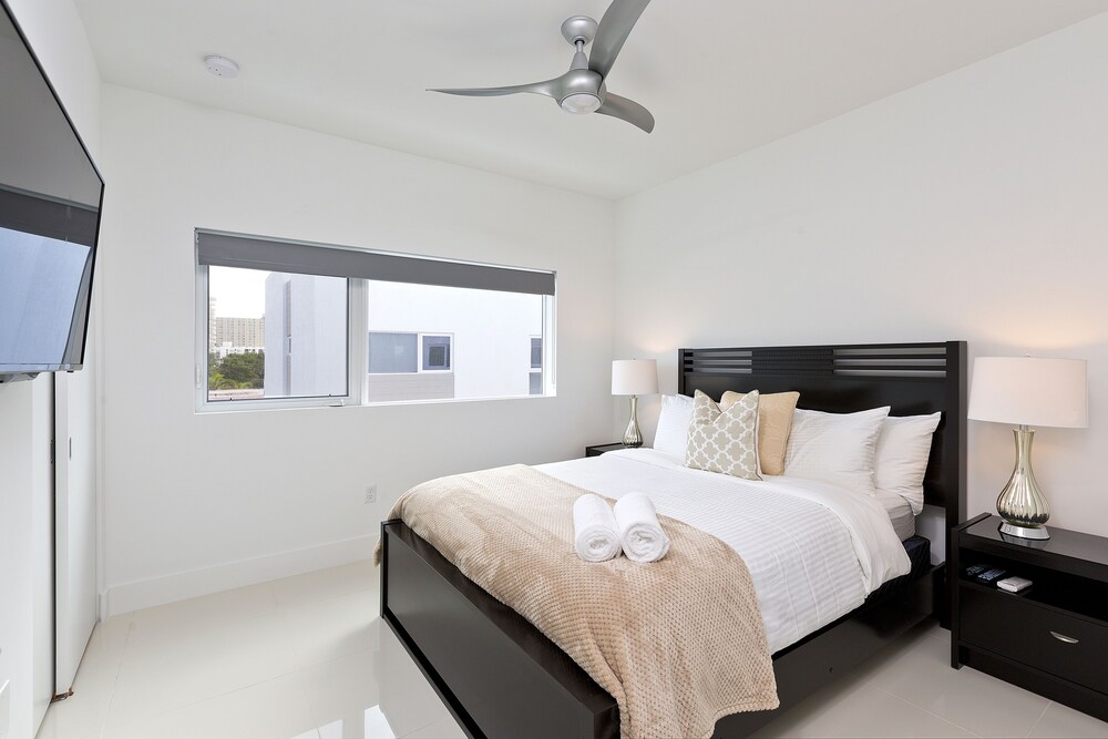 1387 N Ocean Townhouse 4 Br Townhouse By RedAwning - thumb 5