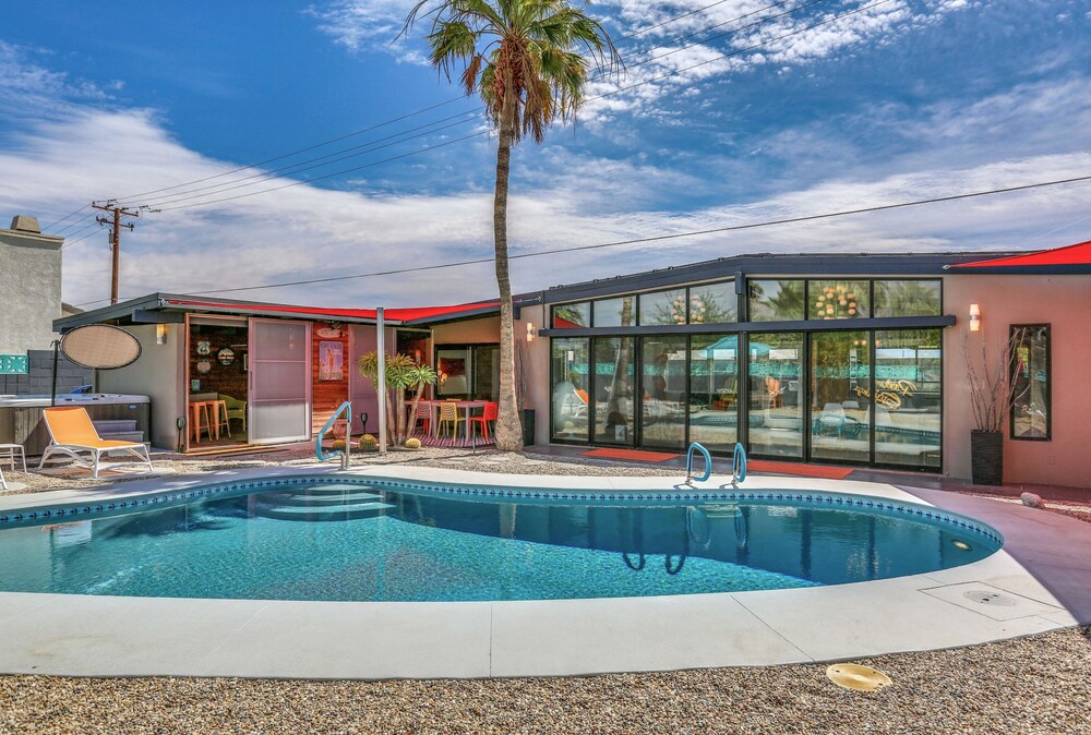 1780 N Whitewater Club Drive Home By RedAwning - thumb 1