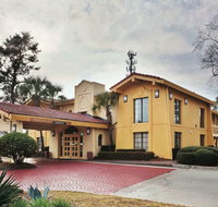 La Quinta Inn by Wyndham Savannah Midtown - Accommodation New York