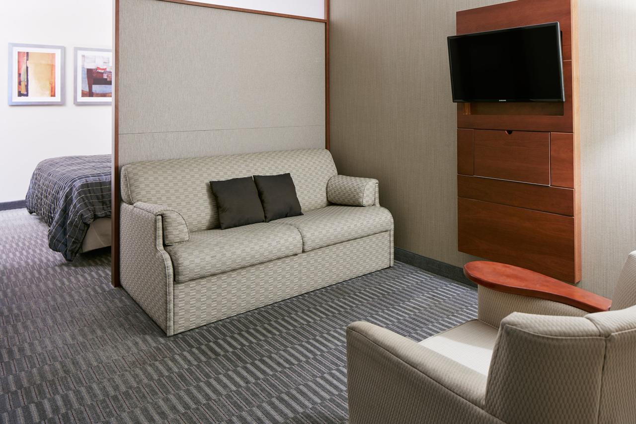 River Hotel - thumb 12