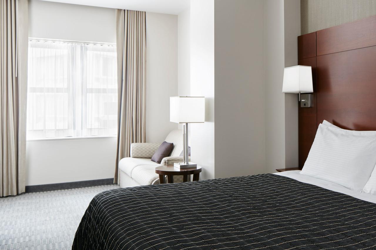 River Hotel - thumb 14