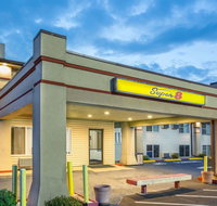 Super 8 by Wyndham North Sioux City - Accommodation New York