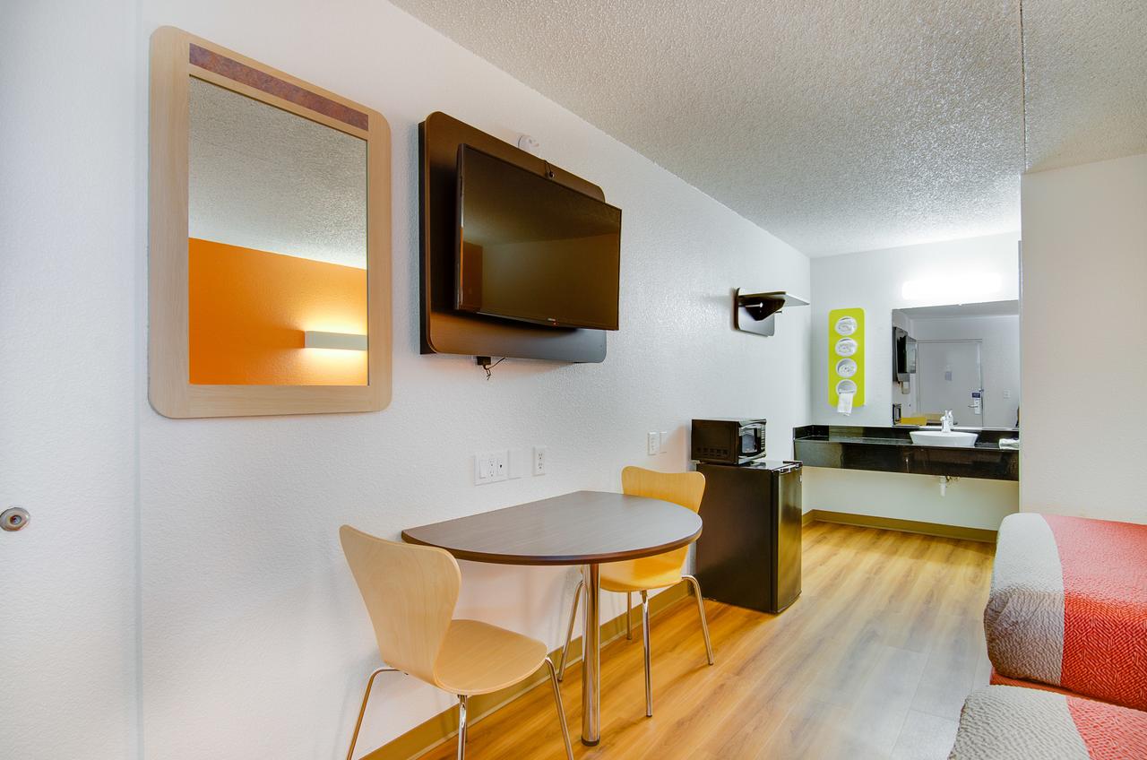 Motel 6 Salina - thumb 34