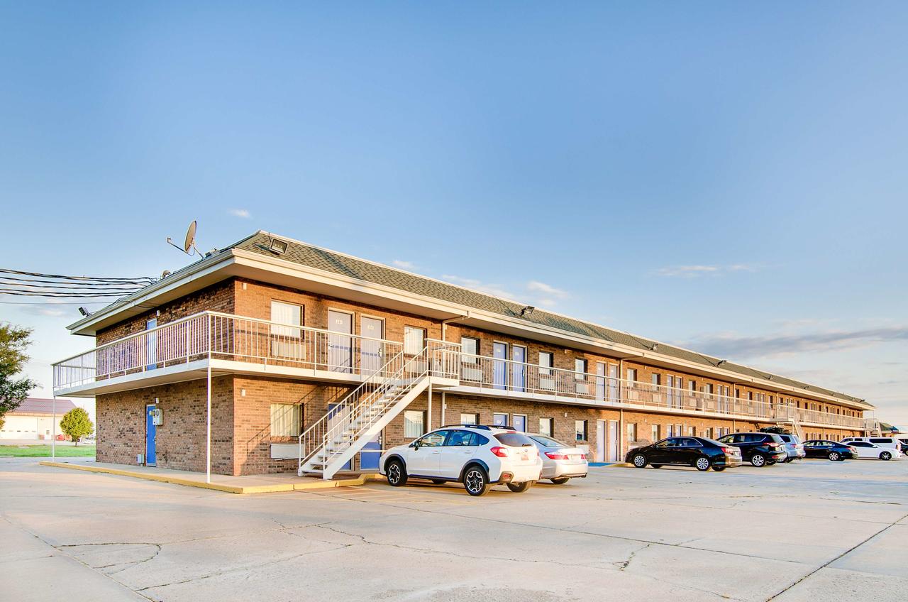 Motel 6 Salina - thumb 10