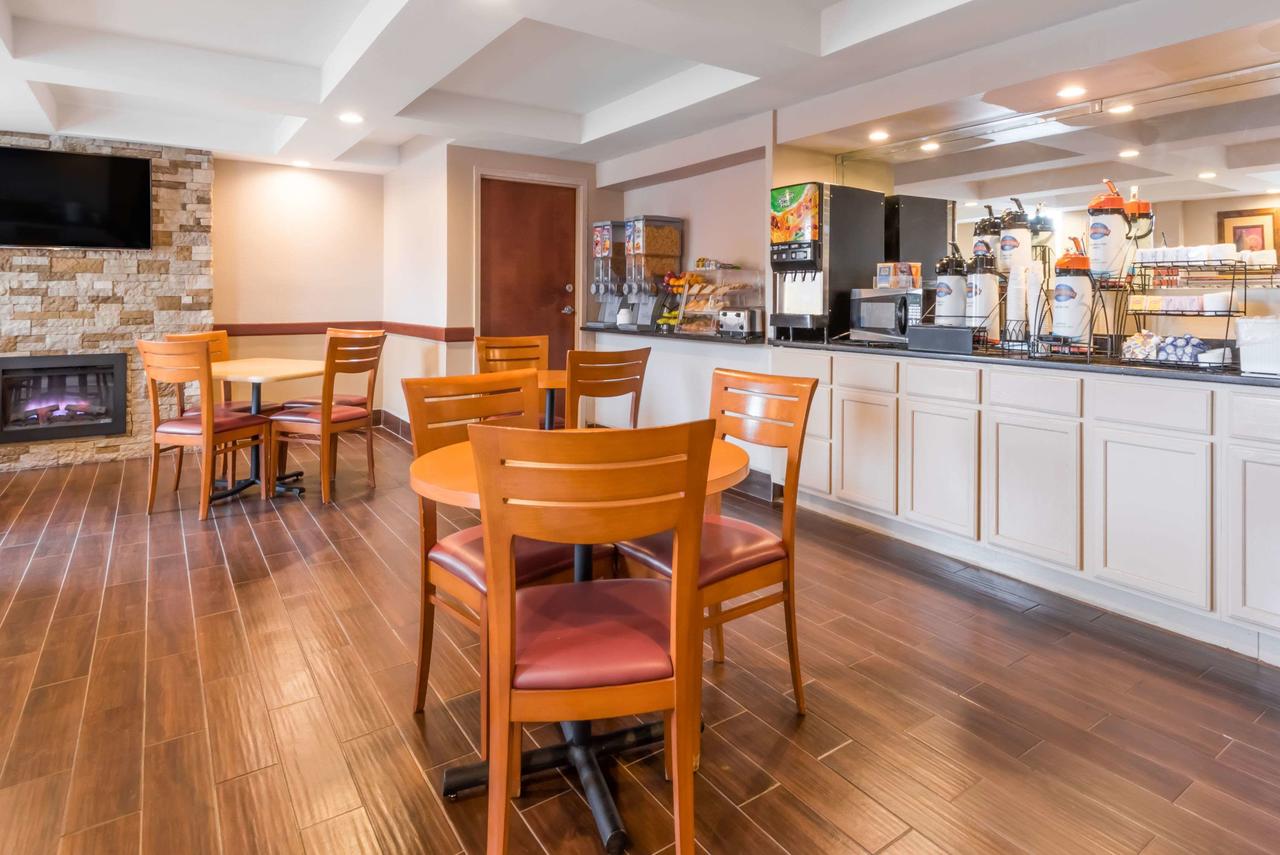 Baymont By Wyndham Georgetown - thumb 28