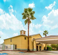 Super 8 by Wyndham Lake Charles/Sulphur - Accommodation New York
