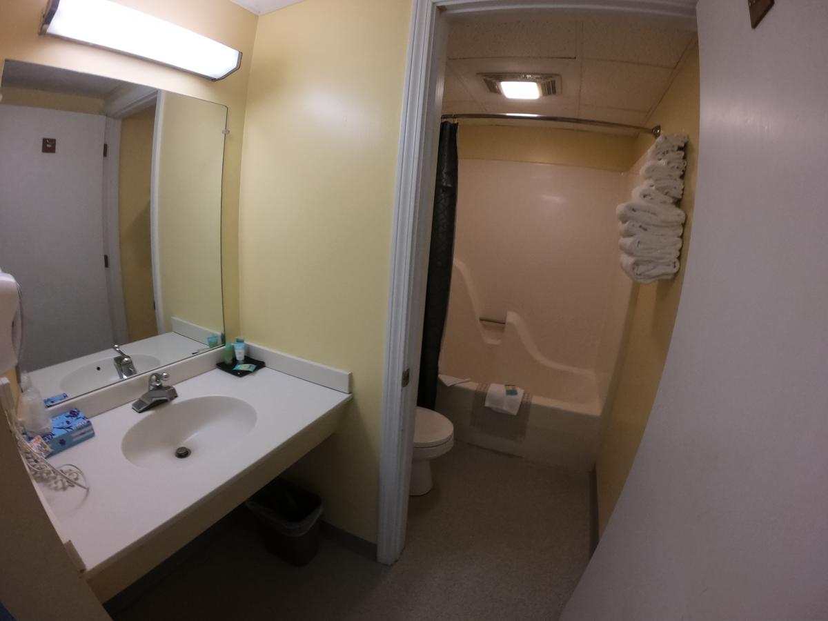 Copper Lantern Motor Lodge - thumb 32