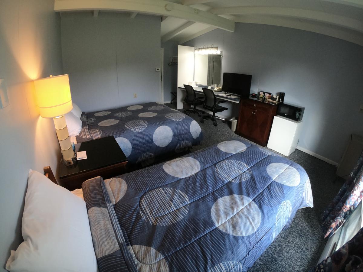 Copper Lantern Motor Lodge - thumb 38