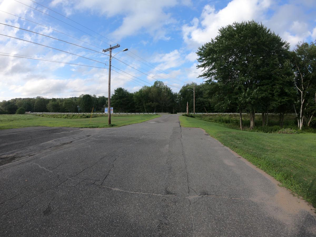 Copper Lantern Motor Lodge - thumb 4