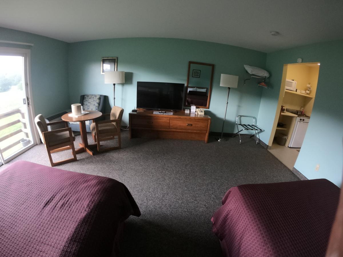 Copper Lantern Motor Lodge - thumb 24