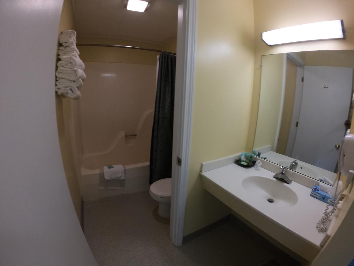 Copper Lantern Motor Lodge - thumb 27