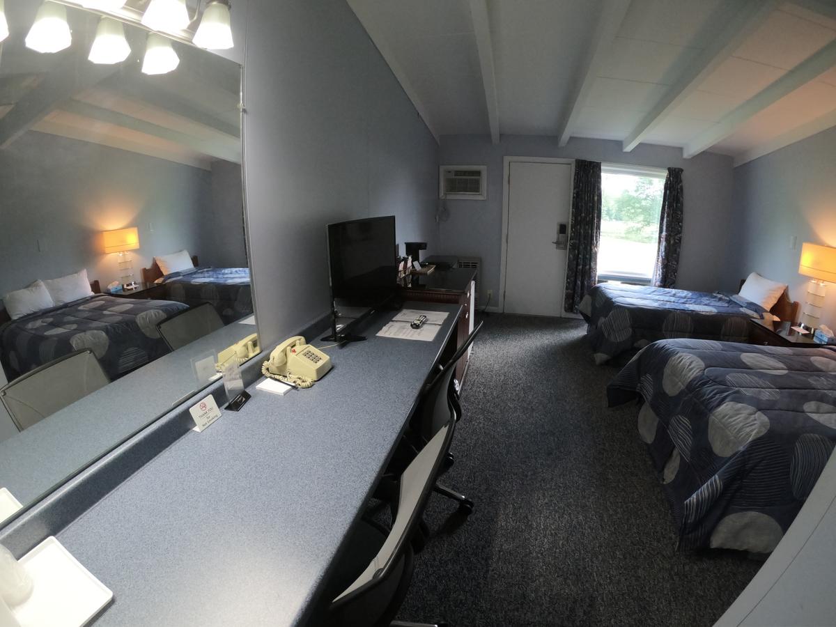 Copper Lantern Motor Lodge - thumb 39