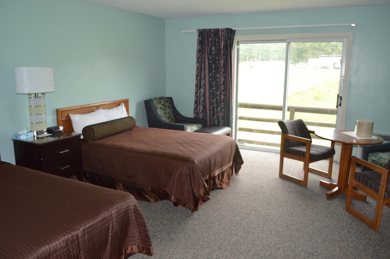 Copper Lantern Motor Lodge - thumb 12