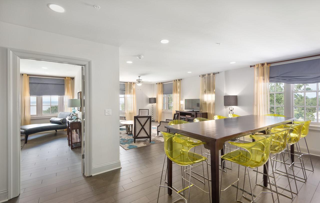 White House Hotel - thumb 10