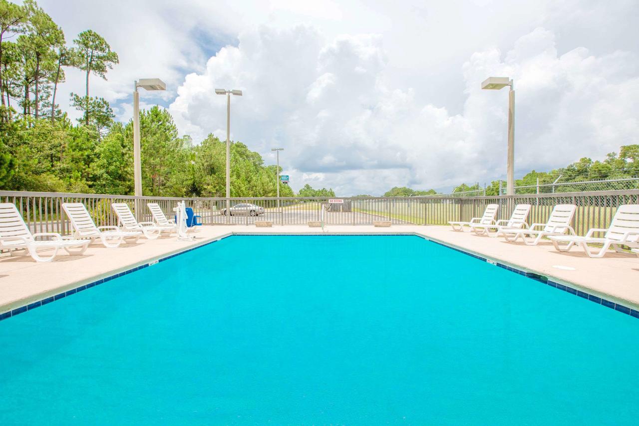 Super 8 By Wyndham Diberville Biloxi Area - thumb 24