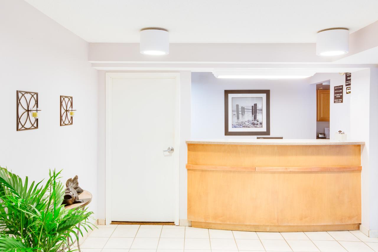 Super 8 By Wyndham Diberville Biloxi Area - thumb 5