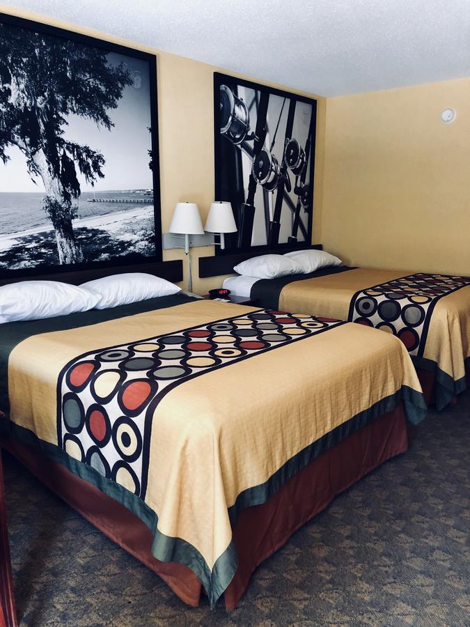 Super 8 By Wyndham Diberville Biloxi Area - thumb 0