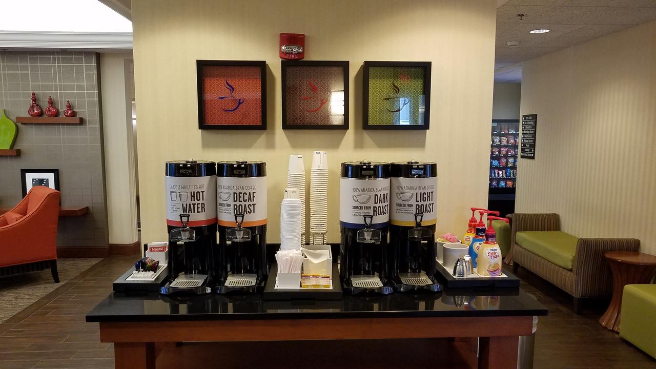 Hampton Inn St. Louis-Airport - thumb 9