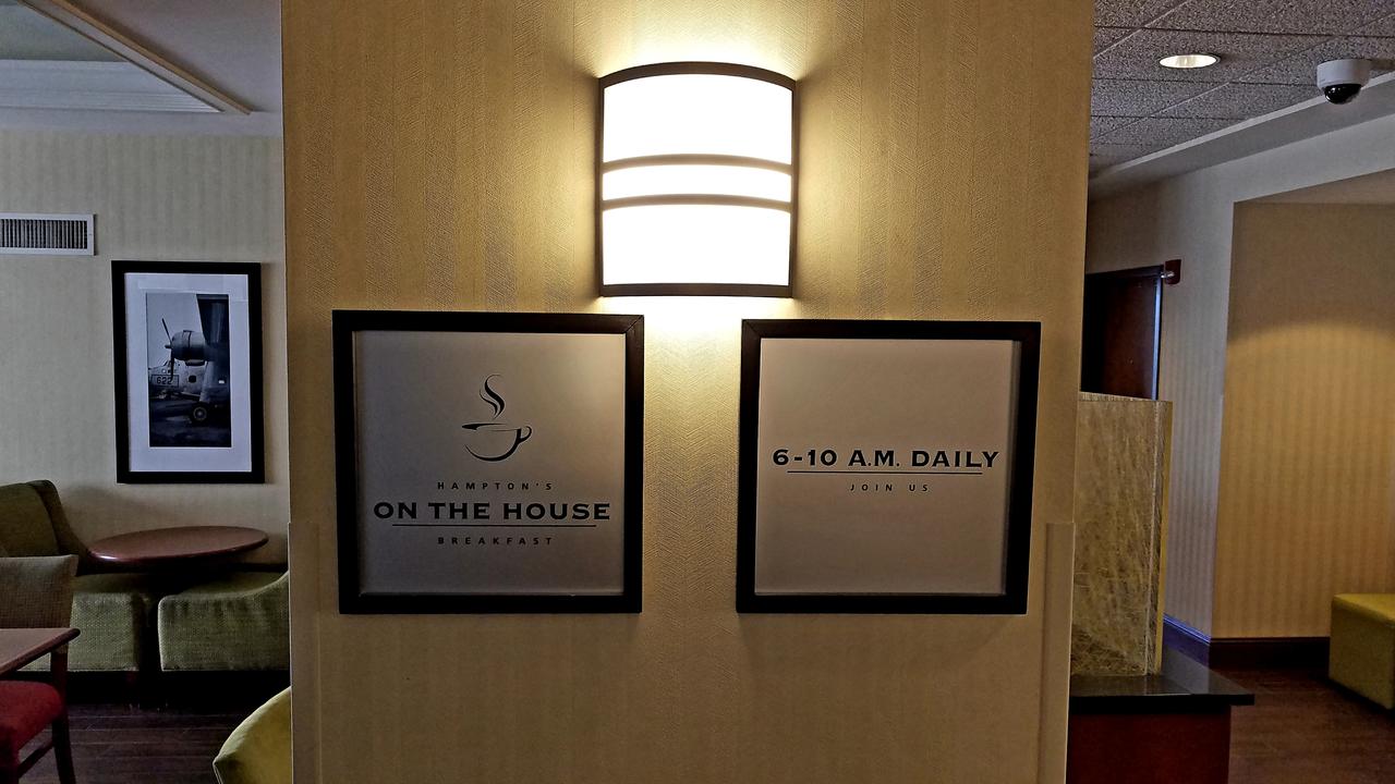 Hampton Inn St. Louis-Airport - thumb 2