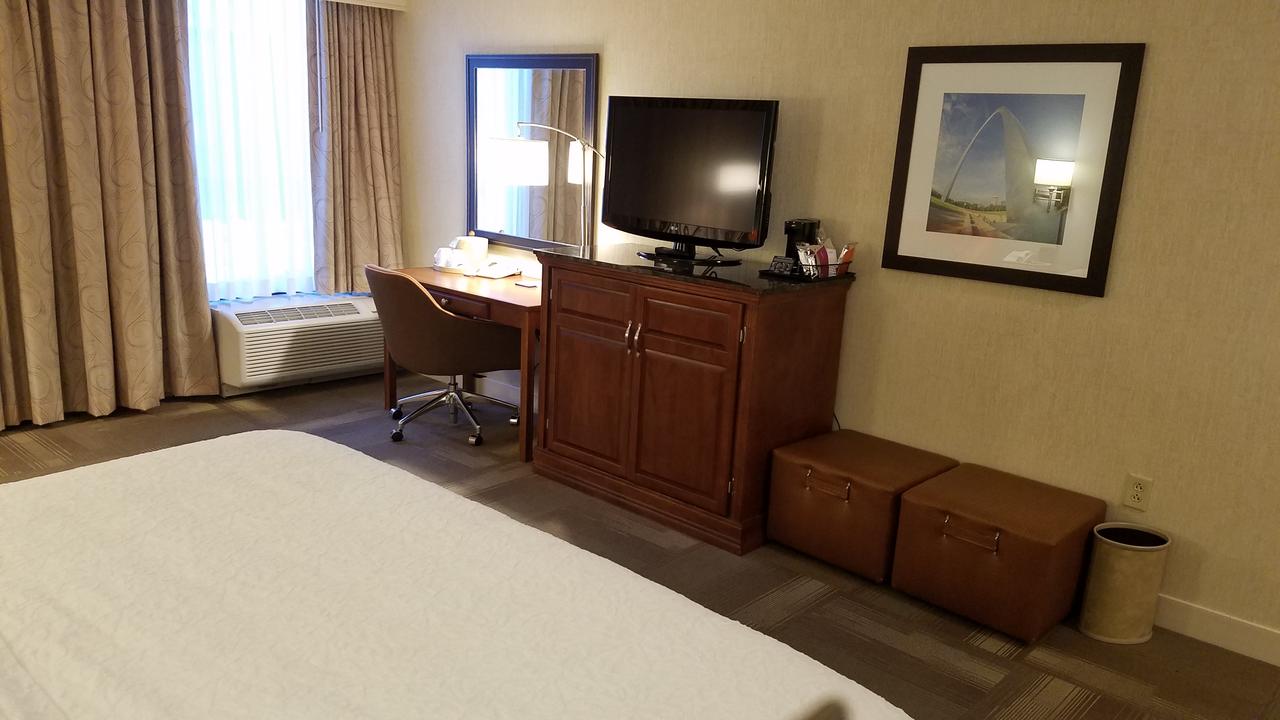Hampton Inn St. Louis-Airport - thumb 18