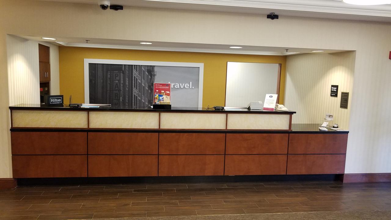 Hampton Inn St. Louis-Airport - thumb 3