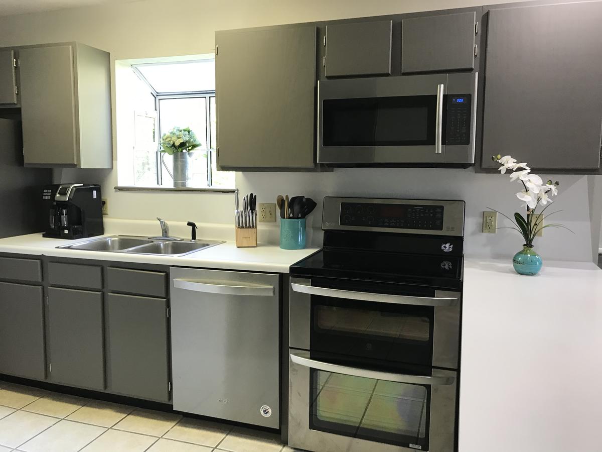 UNIT 1-SIDE BY SIDE UNITS-STEPS FROM SILVER DOLLAR - thumb 0