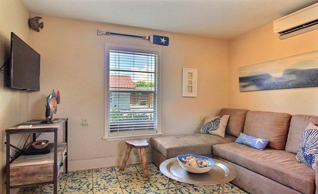 Palm Breeze Cottage - thumb 9