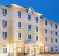 Days Inn  Suites by Wyndham Kearney - Accommodation New York