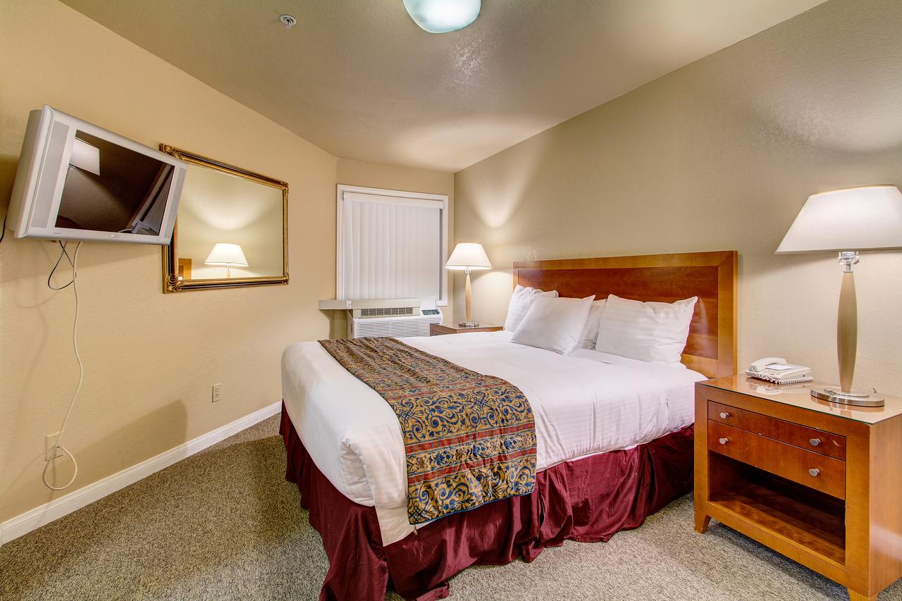 The Rita Suites - thumb 25