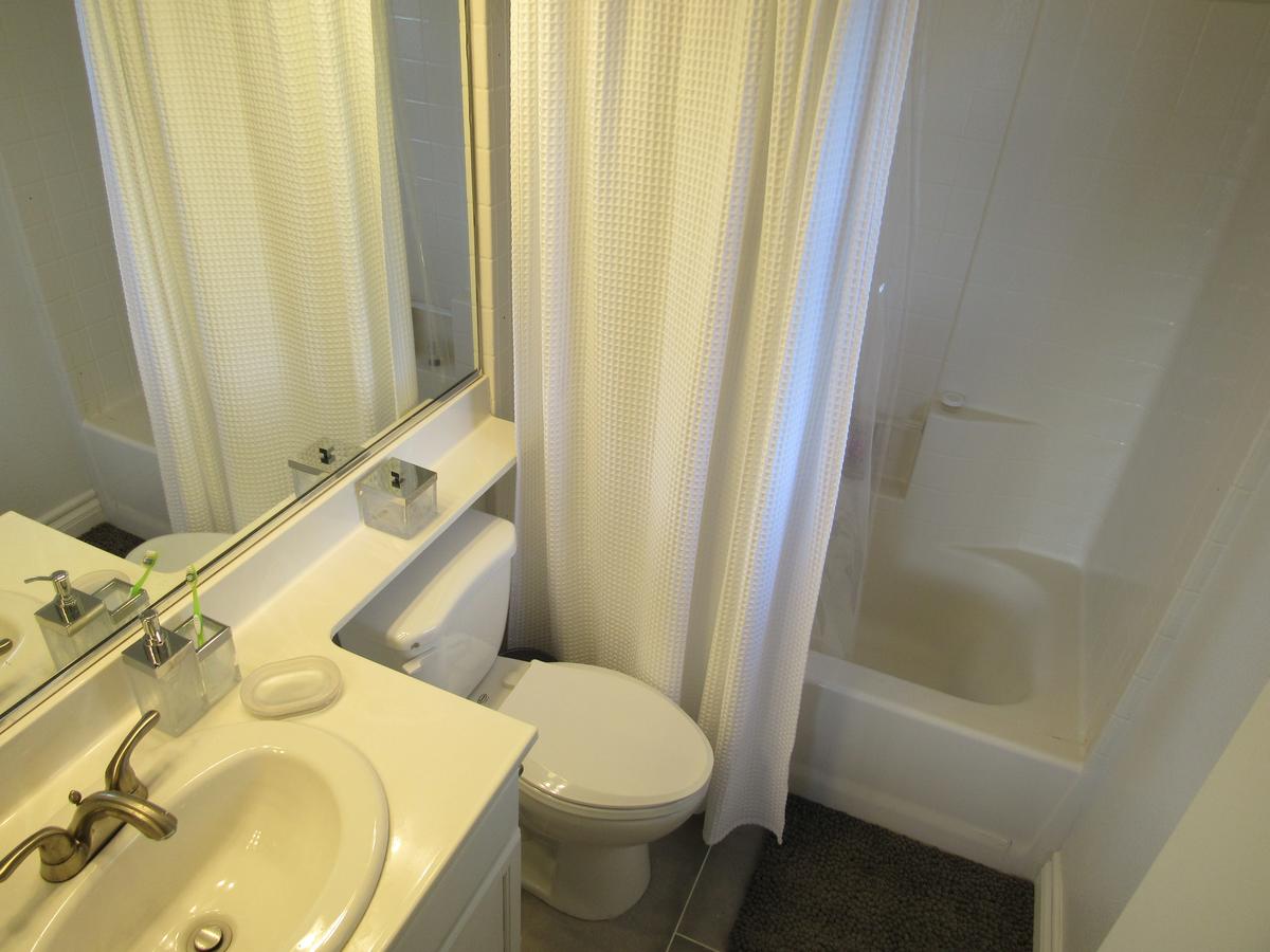 A Rock Red Travelers Dream In Summerlin, Las Vegas - thumb 12