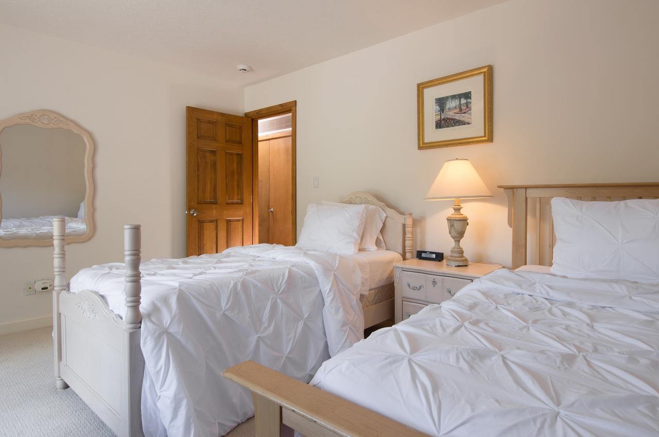 1078 Governor Dempsey Drive House - thumb 9