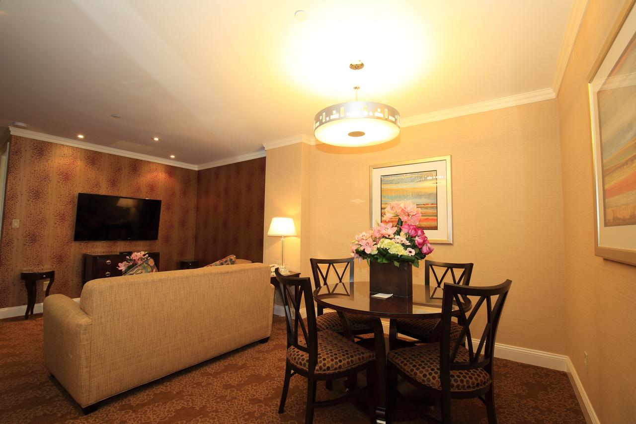 Radio City Apartments - thumb 9