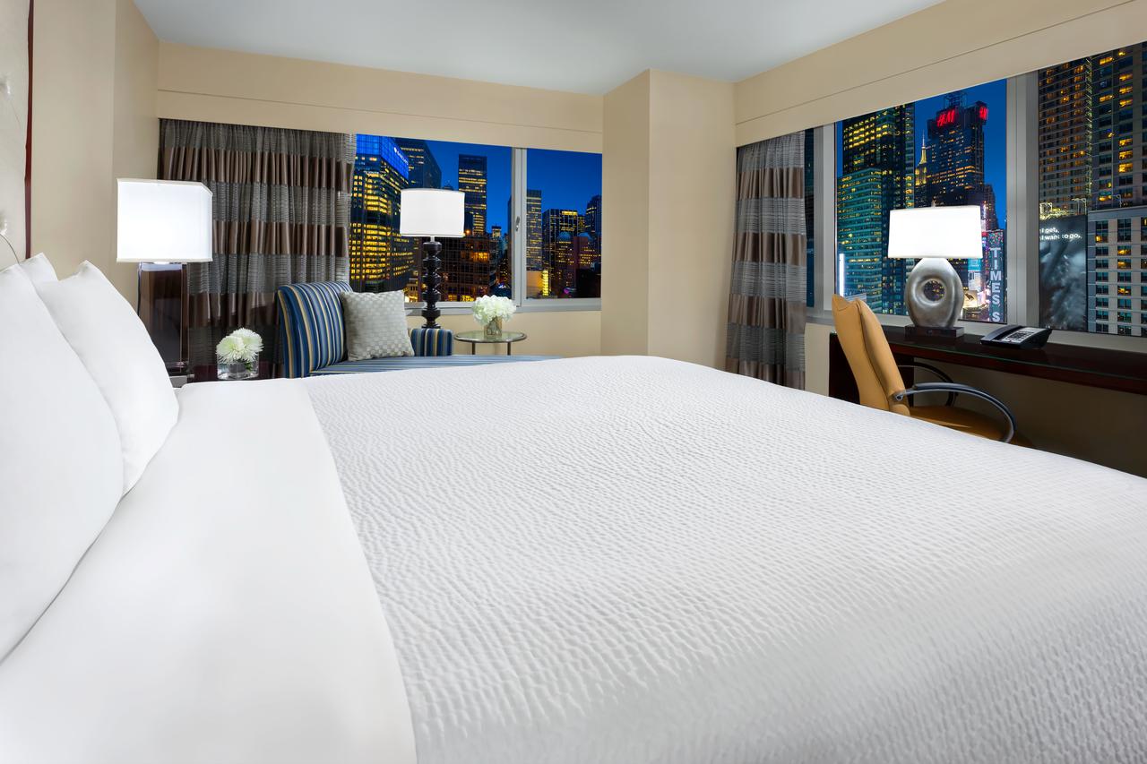 Crowne Plaza Times Square - thumb 3