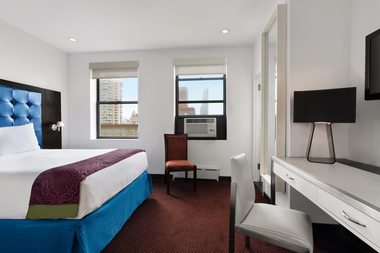 Days Hotel By Wyndham On Broadway NYC - thumb 1