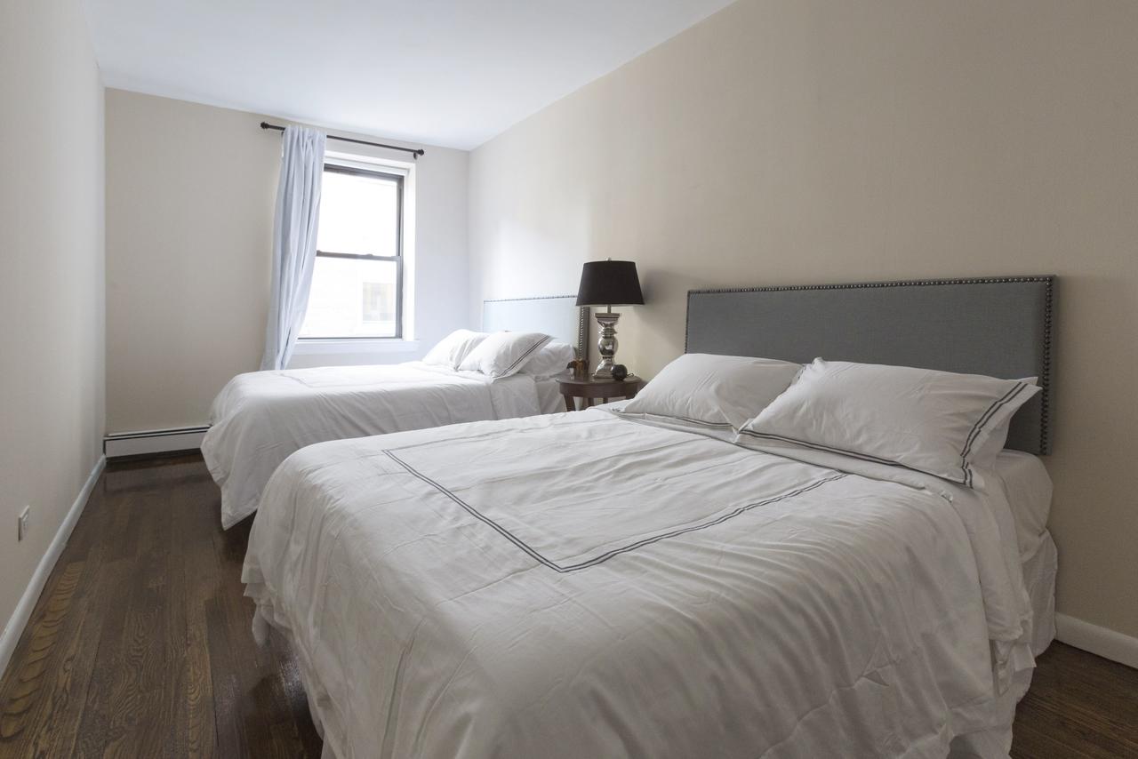 Four-Bedroom Chelsea Apartment - thumb 9