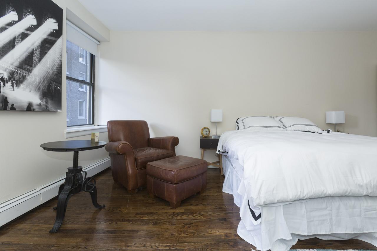 Four-Bedroom Chelsea Apartment - thumb 15