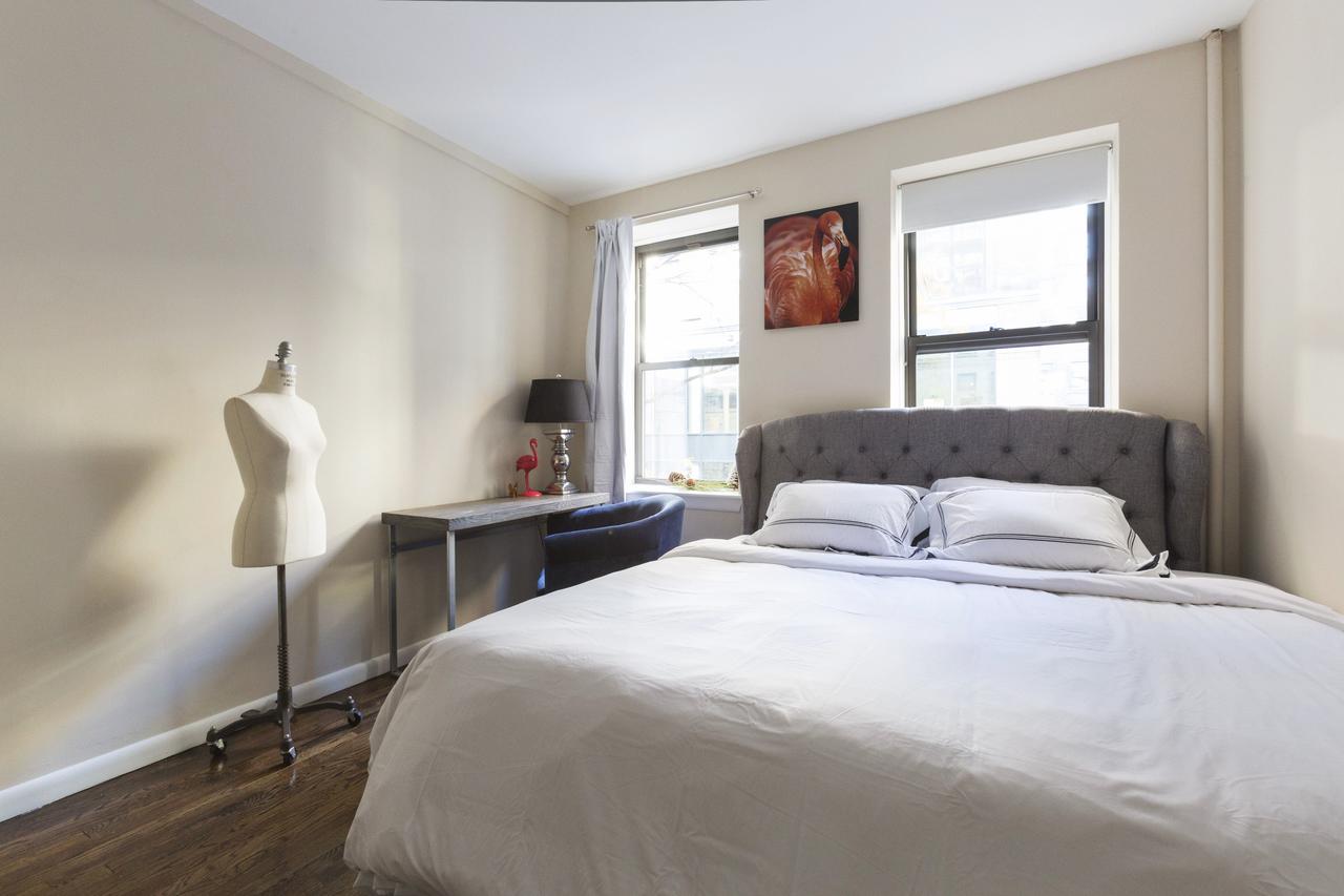 Four-Bedroom Chelsea Apartment - thumb 23
