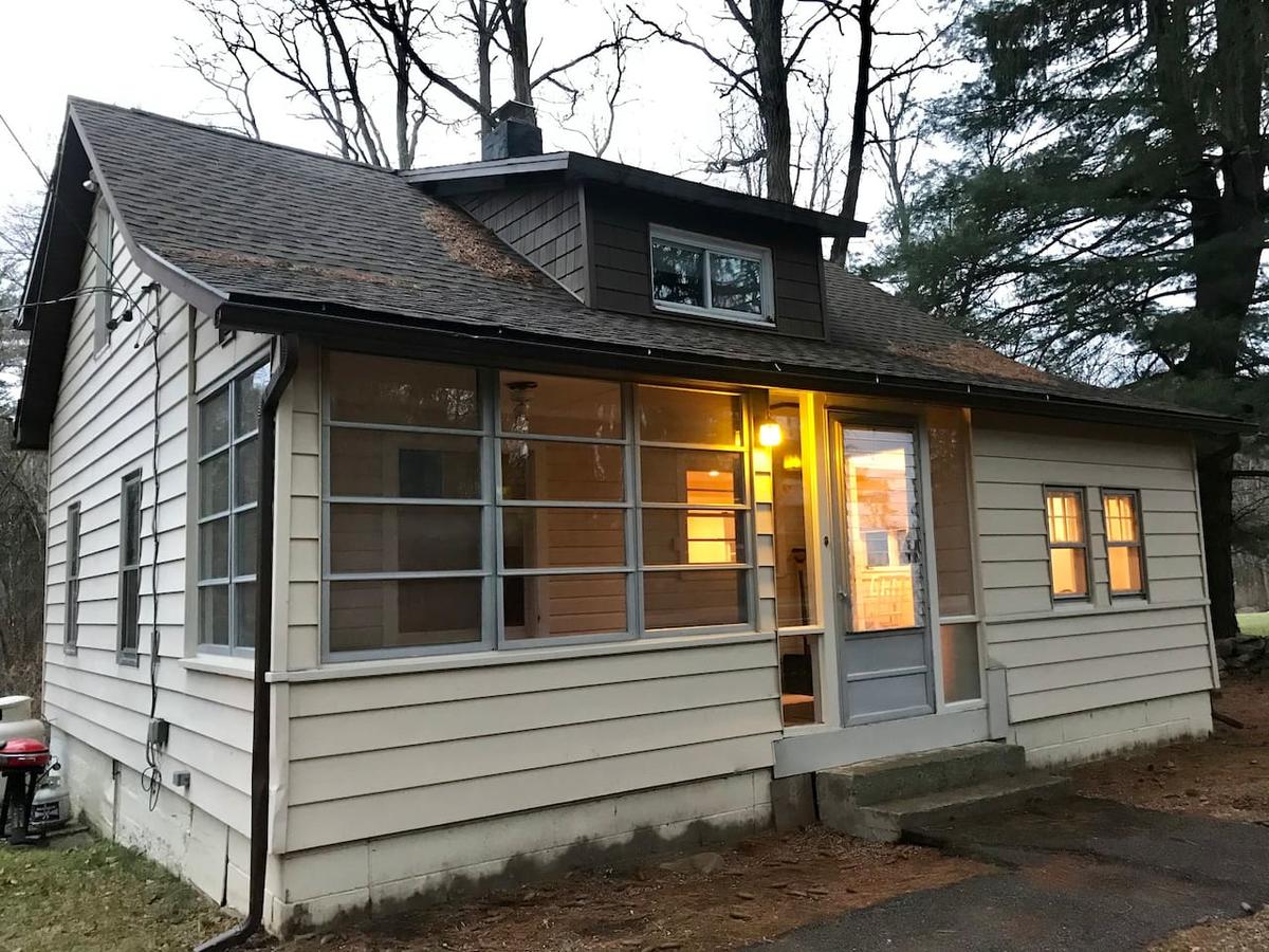 Newly Renovated 3BR Hudson Valley Home - thumb 30