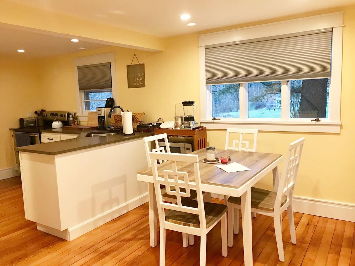 Newly Renovated 3BR Hudson Valley Home - thumb 0