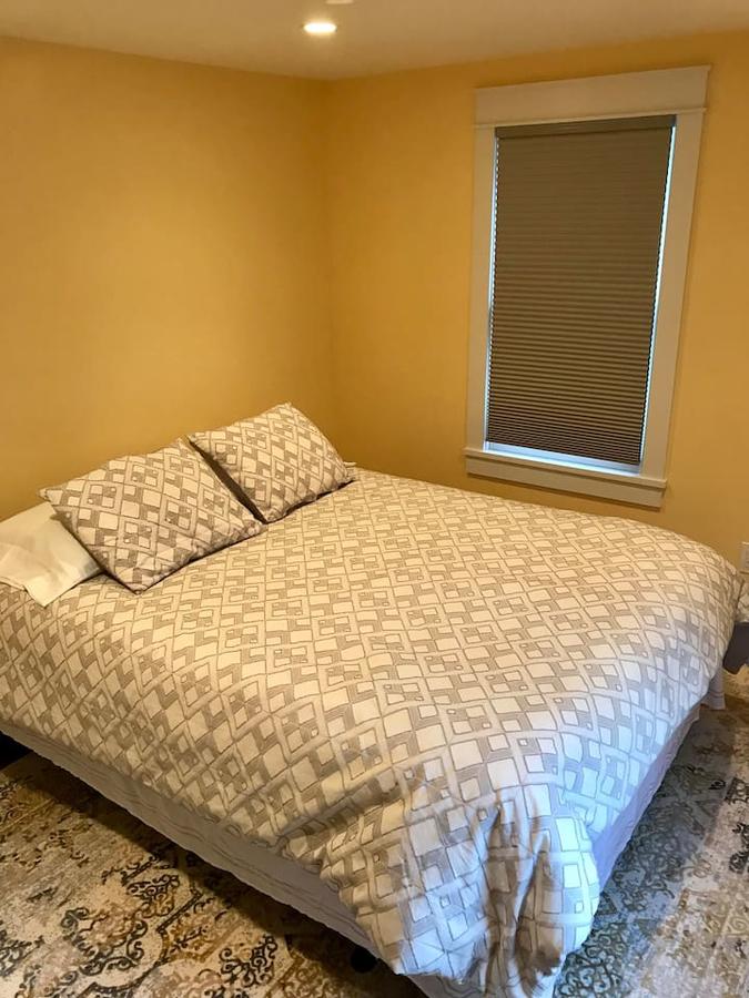 Newly Renovated 3BR Hudson Valley Home - thumb 8