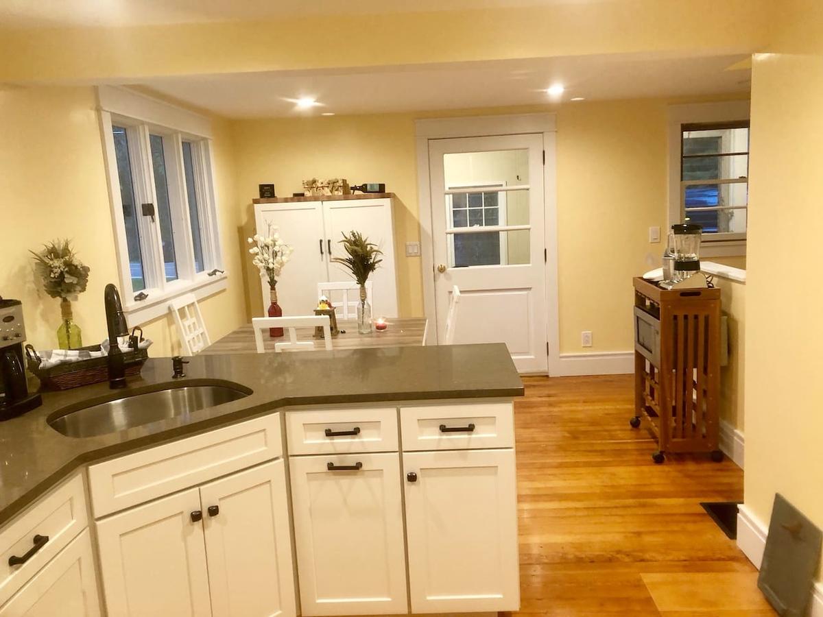 Newly Renovated 3BR Hudson Valley Home - thumb 1