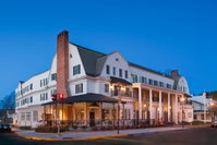 Booking Hamilton Accommodation New York
