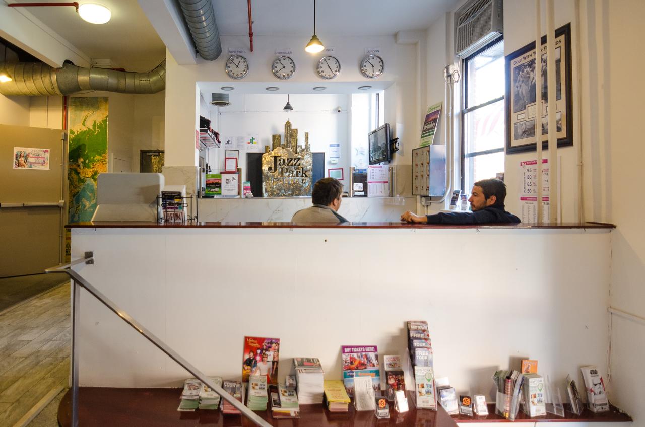 Jazz On The Park Youth Hostel - thumb 4