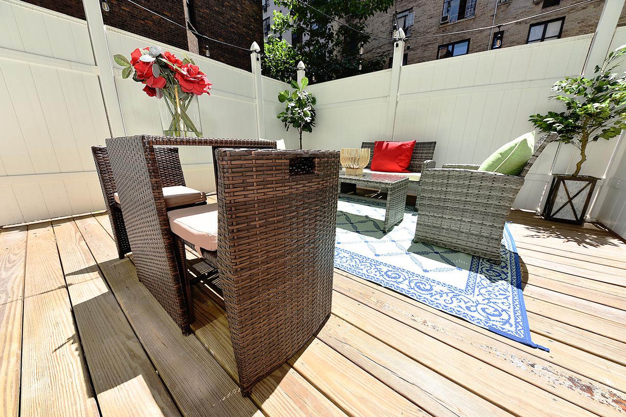 *RARE FIND* -- PRIVATE PATIO - thumb 15